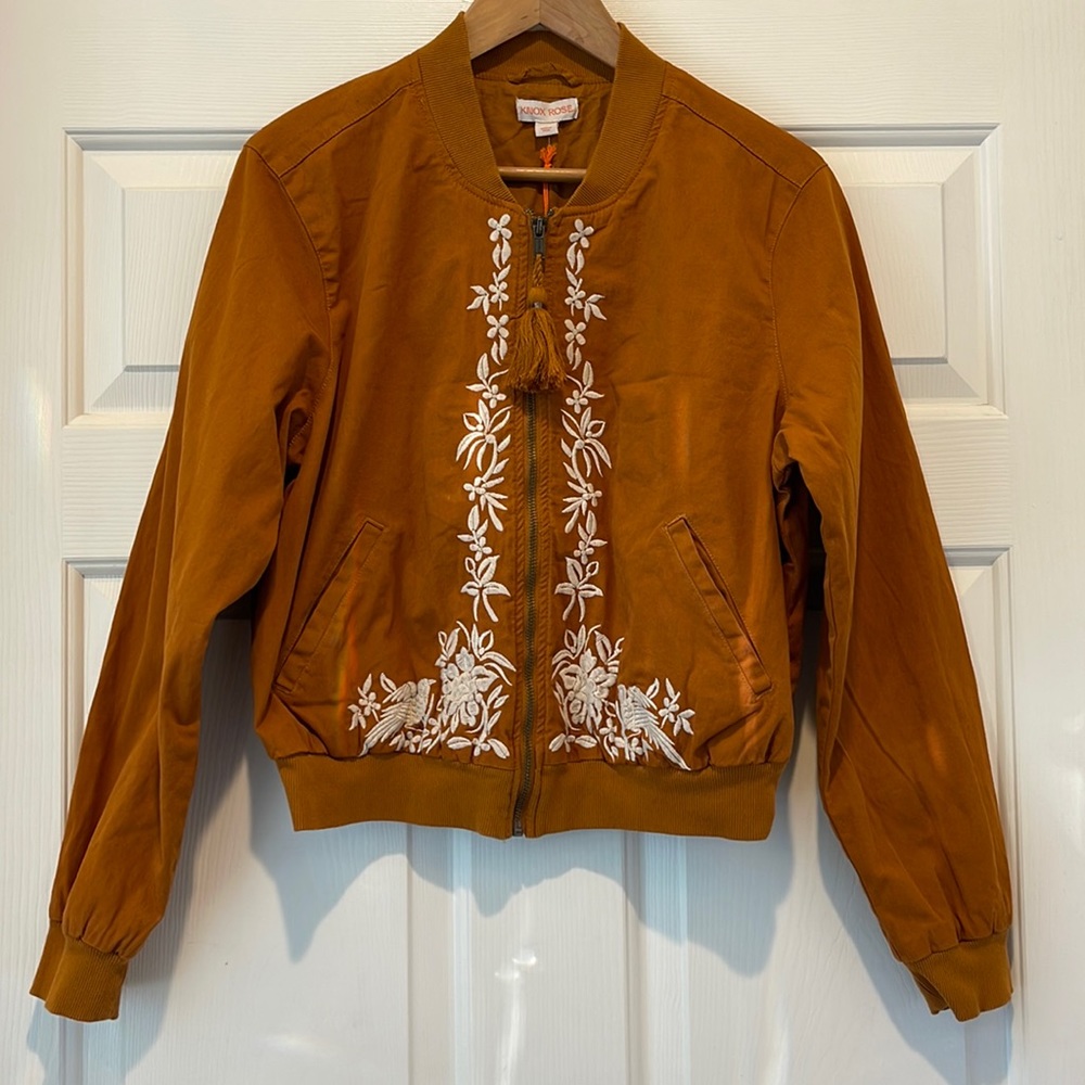 Pretty embroidered detail jacket